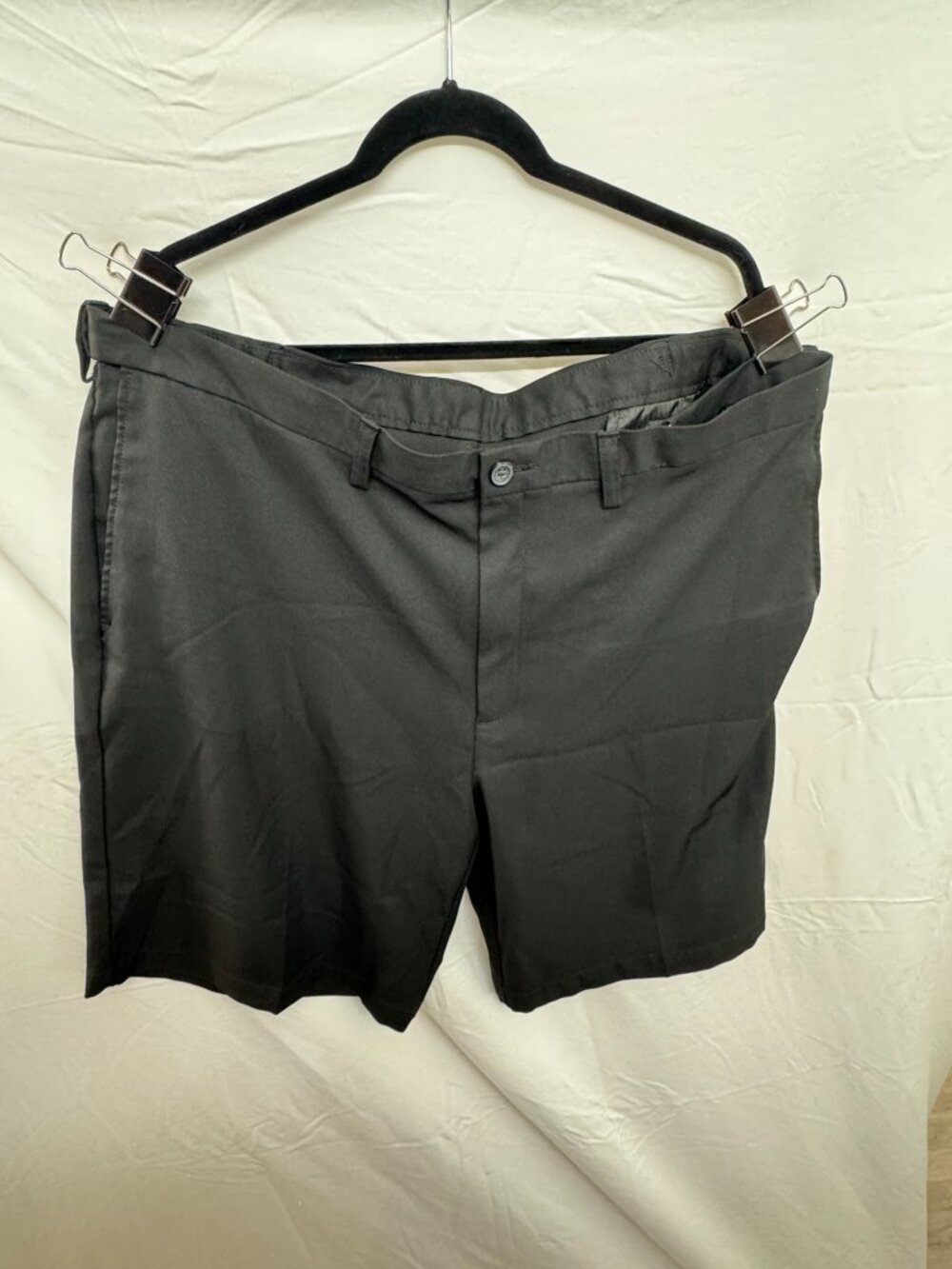 Haggar Cool 18 Pro Men’s Black Performance Shorts Size 44